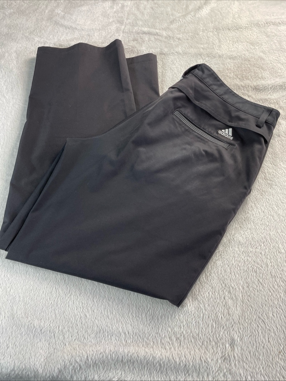 Adidas Golf Mens 36 X32 Black ClimaCool 3 Stripes Sports Pants E26663